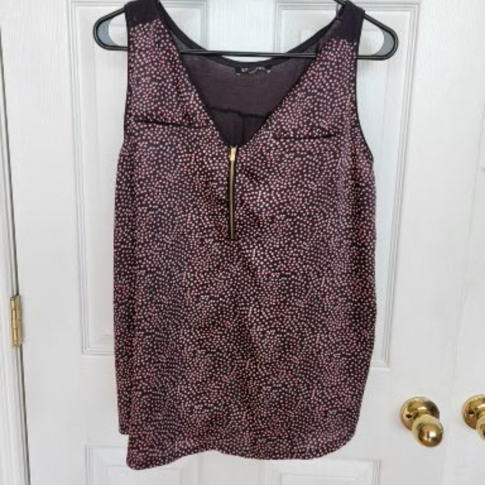 Express Red and Black Sleeveless Blouse V-Neck Zipper Front Women's Medium